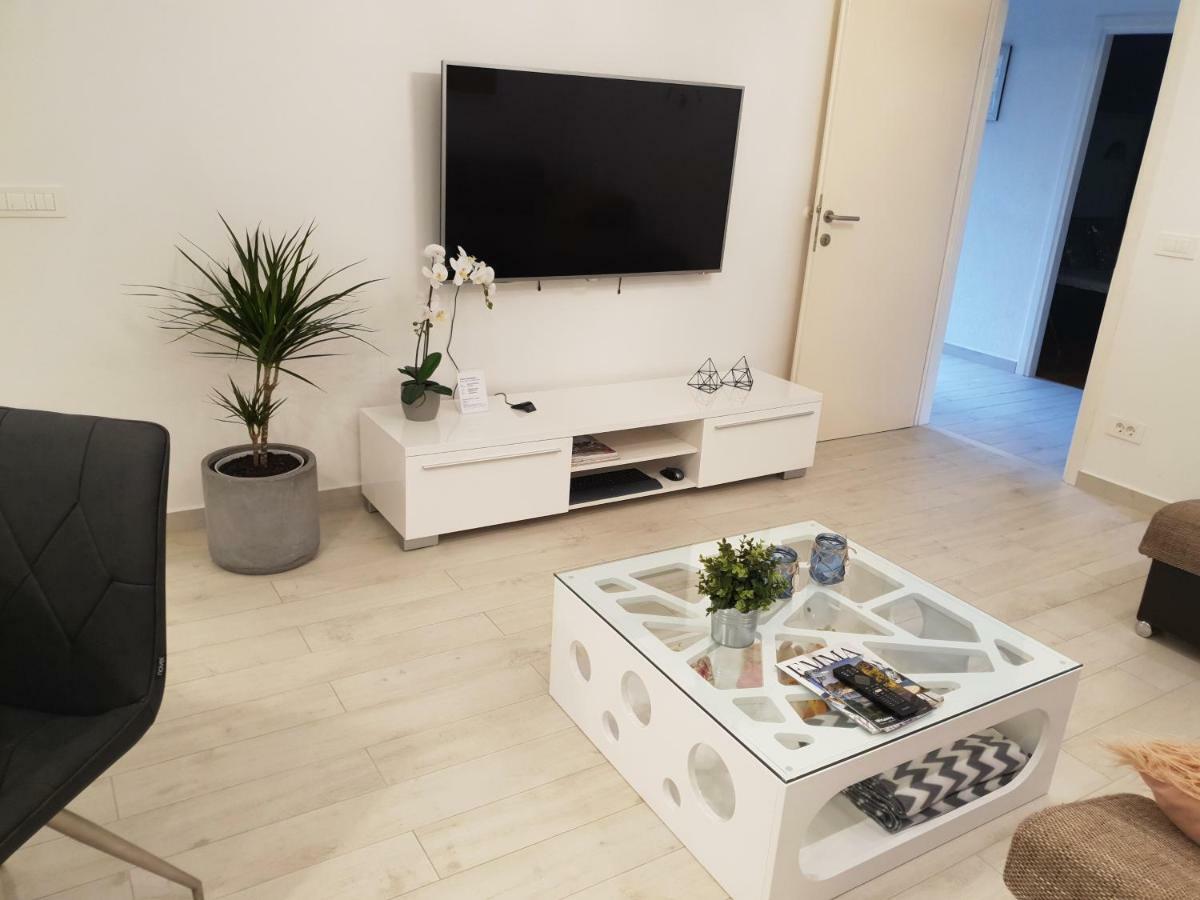 Gulin Apartments فوديس المظهر الخارجي الصورة